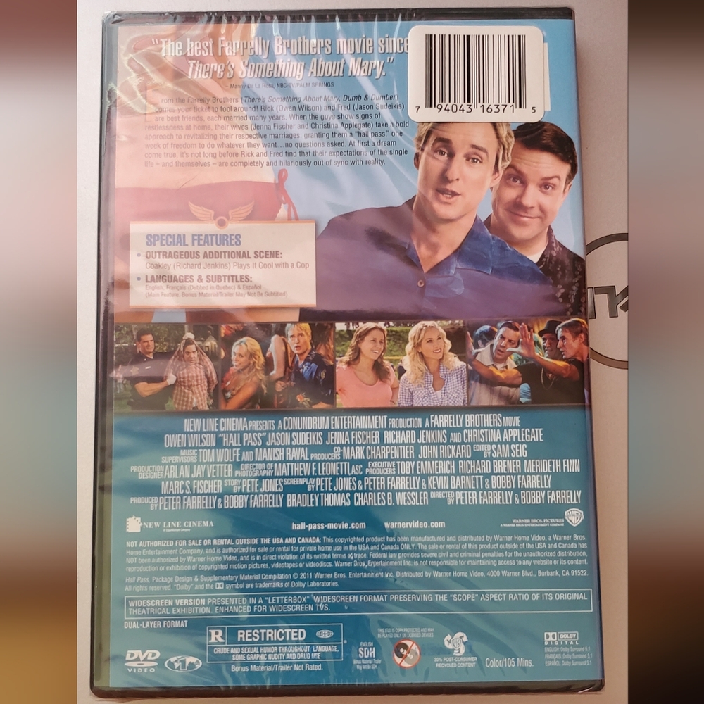 Hall Pass - Picture 2 of 2